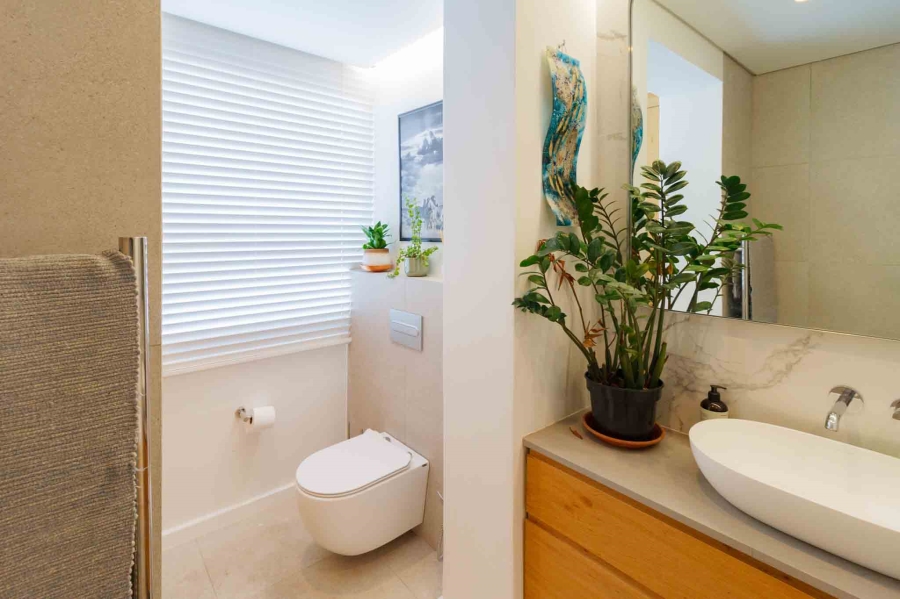 To Let 2 Bedroom Property for Rent in Sea Point Western Cape